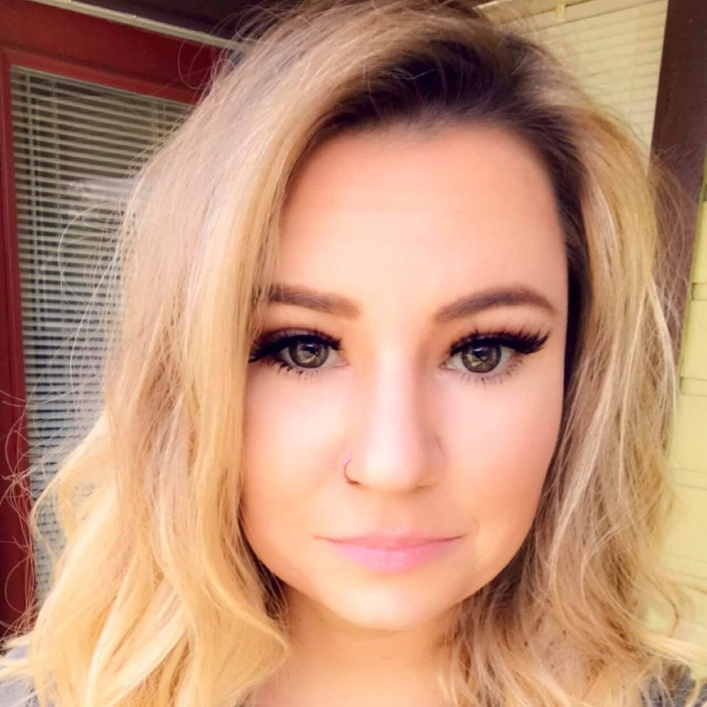 Meet your Posher, Christin